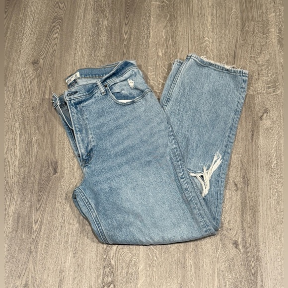 Abercrombie & Fitch Denim - Abercrombie 90’s Straight Ultra High Rise Distressed Denim